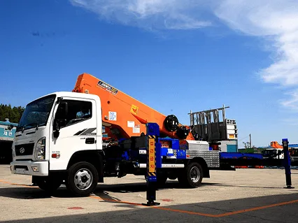 Средневысотная автовышка HORYONG Aky-320