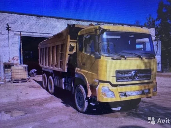 Самосвал DonFeng