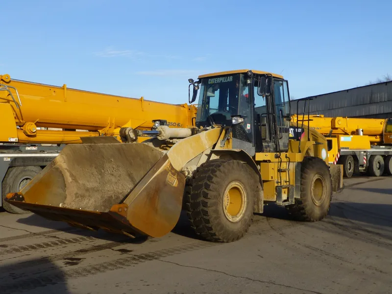 Фронтальный погрузчик Caterpillar 962H