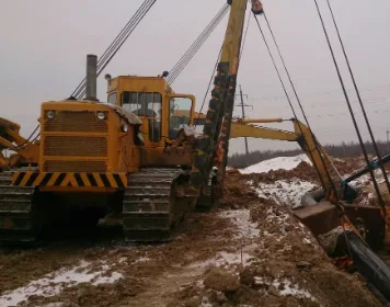Трубоукладчик большого диаметра  Komatsu D355C-3