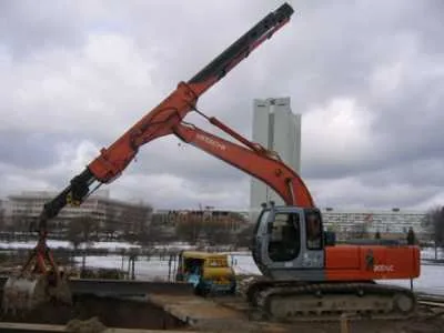 Перегружатель гусеничный Hitachi EX 200