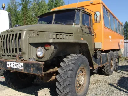 Колесный вездеход Урал 4211