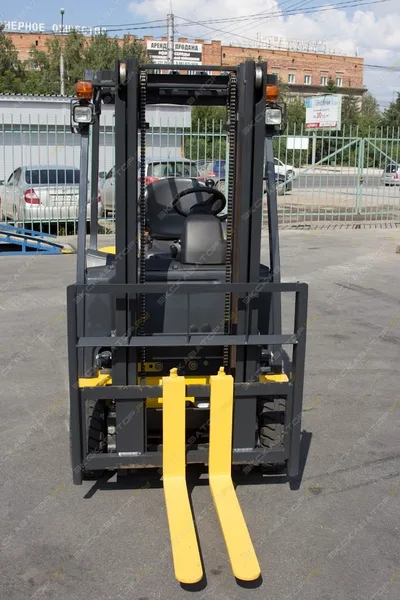 Электропогрузчик Komatsu FB15-12
