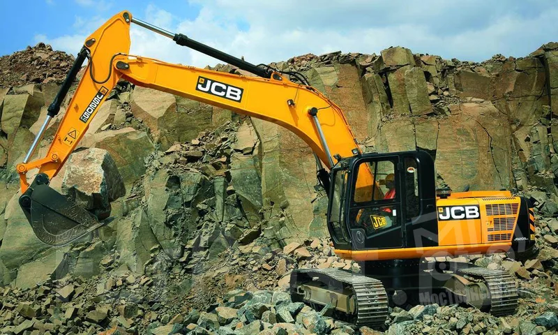 Гусеничный экскаватор JCB JS205NLC