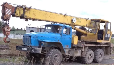 Автокран Ивановец КС-35714