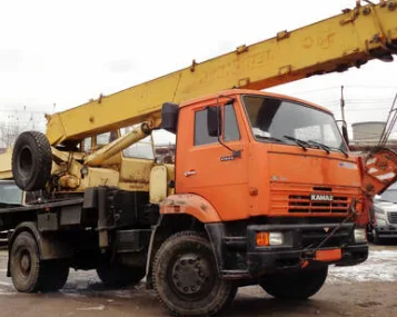 Автокран Ивановец КС-35714
