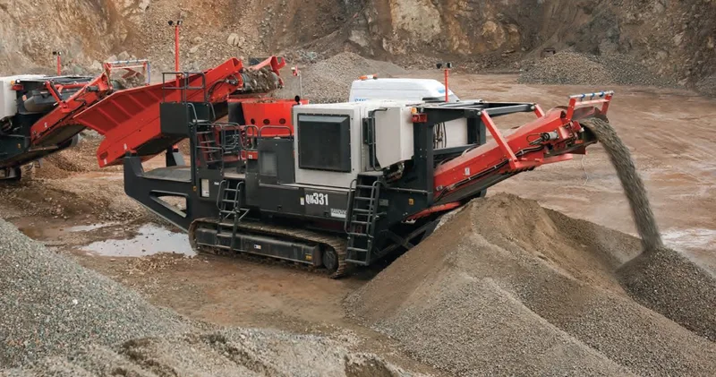Мобильная дробилка SANDVIK QH331