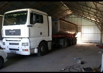 Самосвальный прицеп MAN тоннар