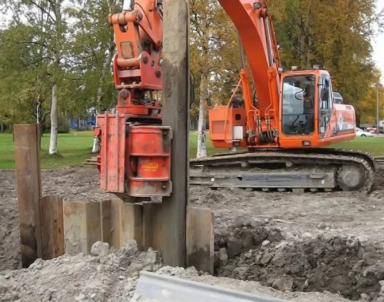 Вибропогружатель Hitachi CS125