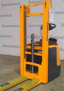 Штабелер JUNGHEINRICH ERC 216