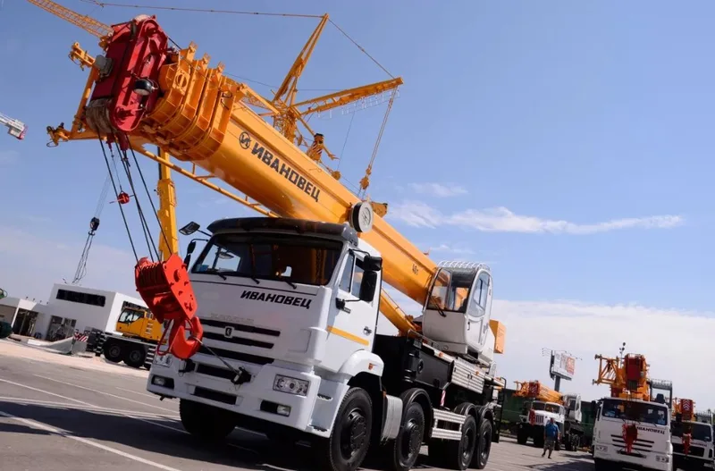 Автокран ИВАНОВЕЦ КС-65740-8