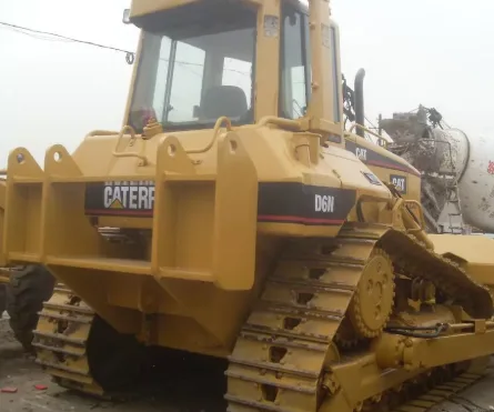 Средний бульдозер Caterpillar D6N