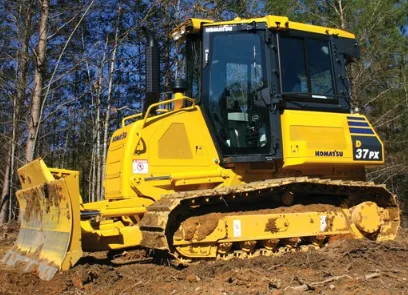 Легкий Бульдозер Komatsu D37PX-22