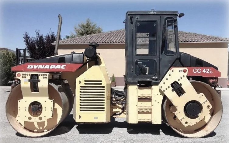 Двухвальцовый каток Dynapac CC422