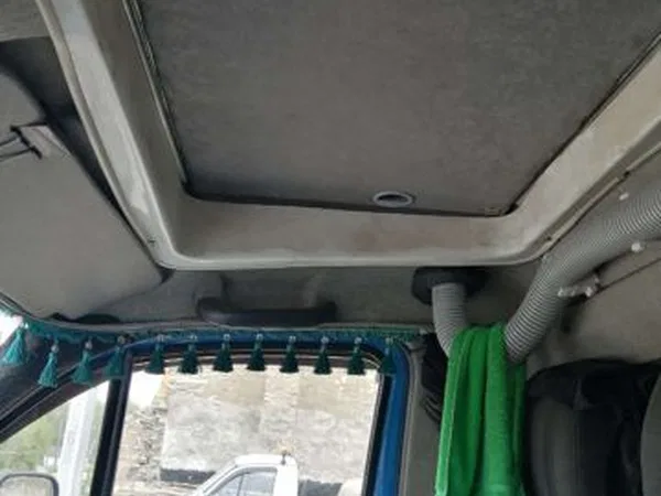 Тентованный автомобиль ГАЗ Валдай