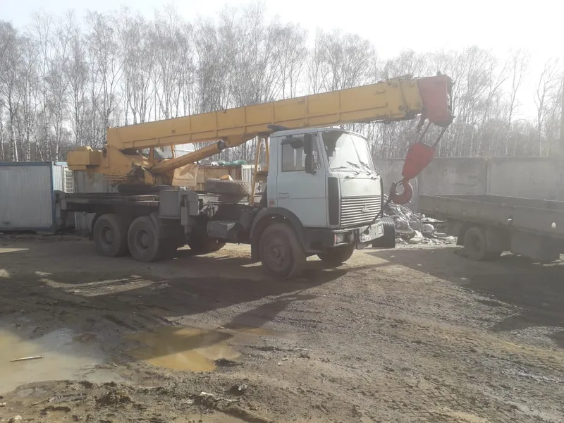 Автокран ИВАНОВЕЦ КС-45717-1