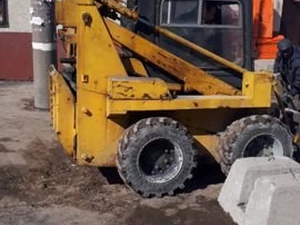 Мини-погрузчик Курганмашзавод МКСМ-800Н
