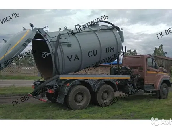 Ассенизатор УРАЛ Next 6х4 14 куб.м