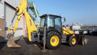 Экскаватор-погрузчик RM-Terex TLB 825