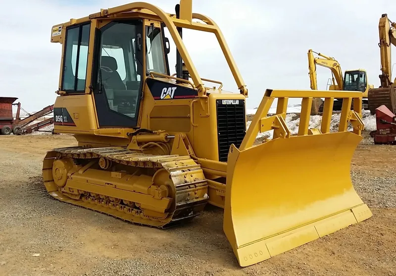 Легкий Бульдозер Caterpillar D5G XL