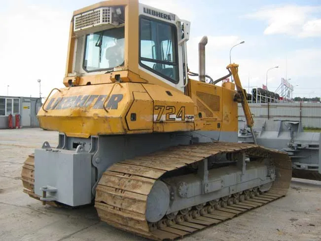 Средний бульдозер Liebherr PR 724 LGP Litronic
