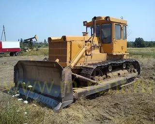 Легкий Бульдозер ЧТЗ Т-170