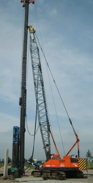 Вибропогружатель Hitachi KH 150-3