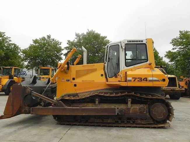 Тяжелый бульдозер Liebherr PR 734 L Litronic