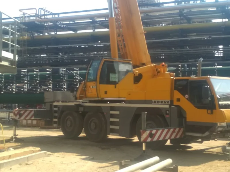 Автокран Liebherr LTM 1055-3.2