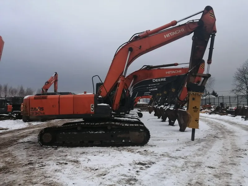 Гусеничный экскаватор HitachiHitachiHitachiHitachi ZX330