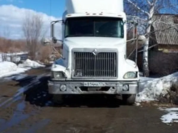 Седельный тягач International 9400 isba