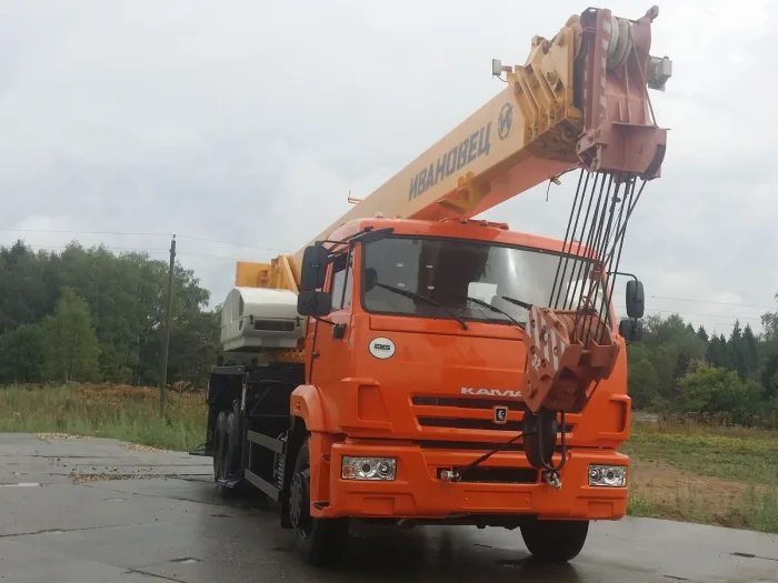 Автокран ИВАНОВЕЦ КС-5576К