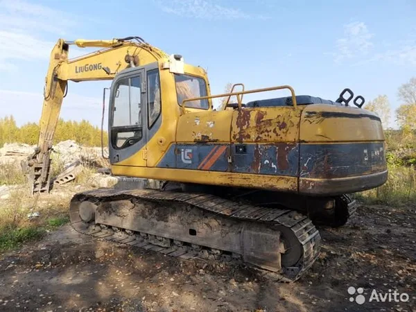 Гусеничный экскаватор LiuGong CLG925LC