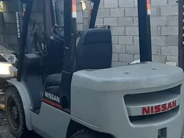 Вилочный погрузчик Nissan