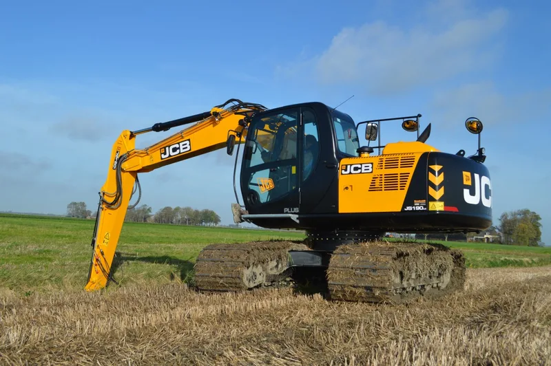 Гусеничный экскаватор JCB JS 190
