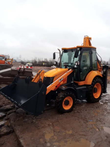 Экскаватор-погрузчик ЕЛАЗ Elaz BL880