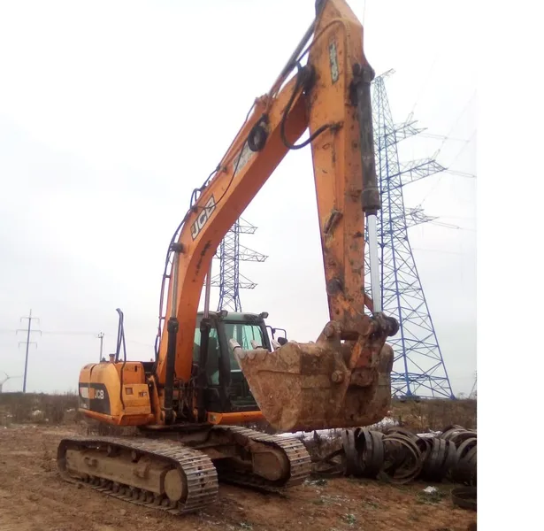 Гусеничный экскаватор JCBJCB JS 160