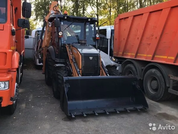 Экскаватор-погрузчик Case 570ST