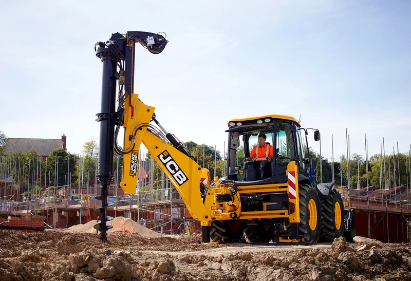 Экскаватор-погрузчик JCB 3CX с гидробуром