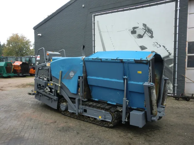 Асфальтоукладчик Vogele 800 super