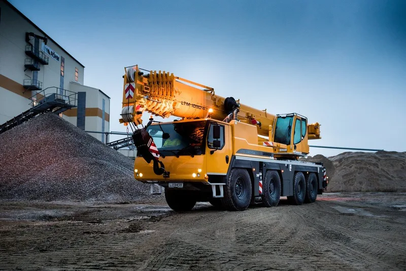 Автокран Liebherr LTM 1090