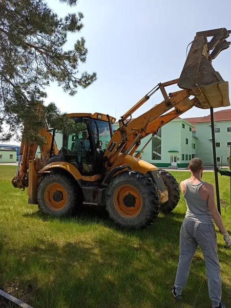 Экскаватор-погрузчик JCB 4CX