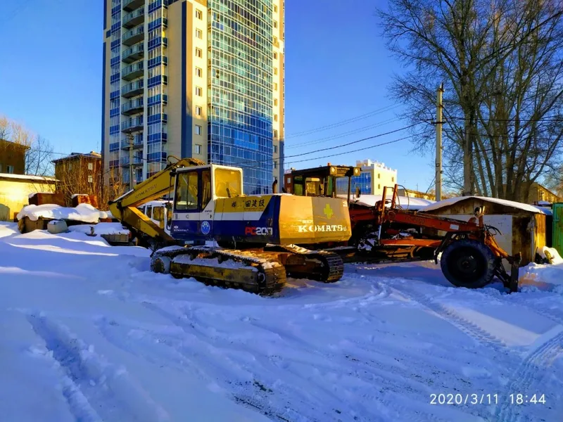 Гусеничный экскаватор Komatsu PC 200-5