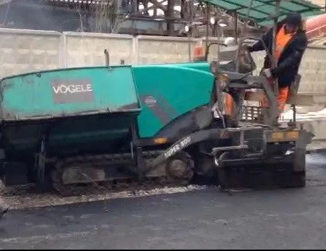 Асфальтоукладчик Vogele super 800