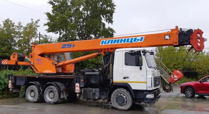 Автокран КЛИНЦЫ КС-55713-6К-1