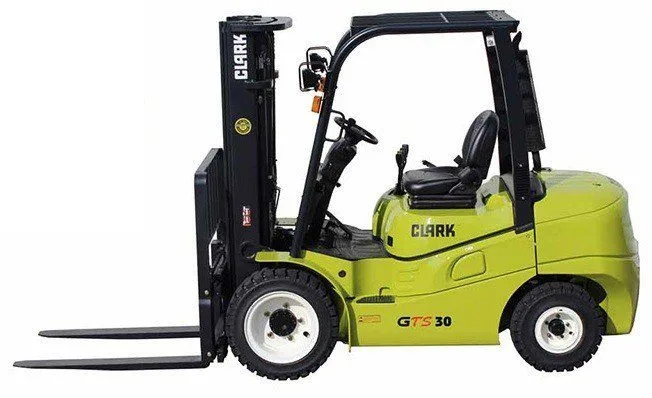Вилочный погрузчик Clark GTS30