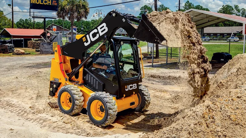 Мини-погрузчик JCB 155