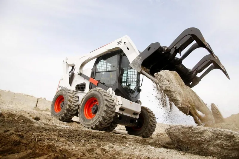 Мини-погрузчик Bobcat 175