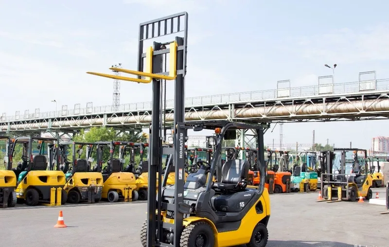 Вилочный погрузчик Komatsu FD15T-21
