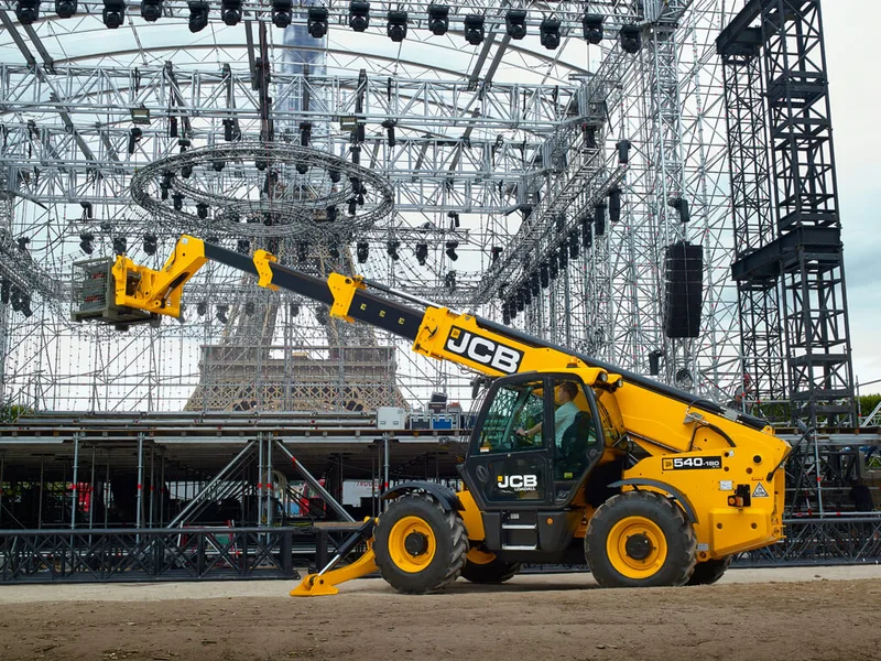 Телескопический погрузчик JCB LOADALL 540-140